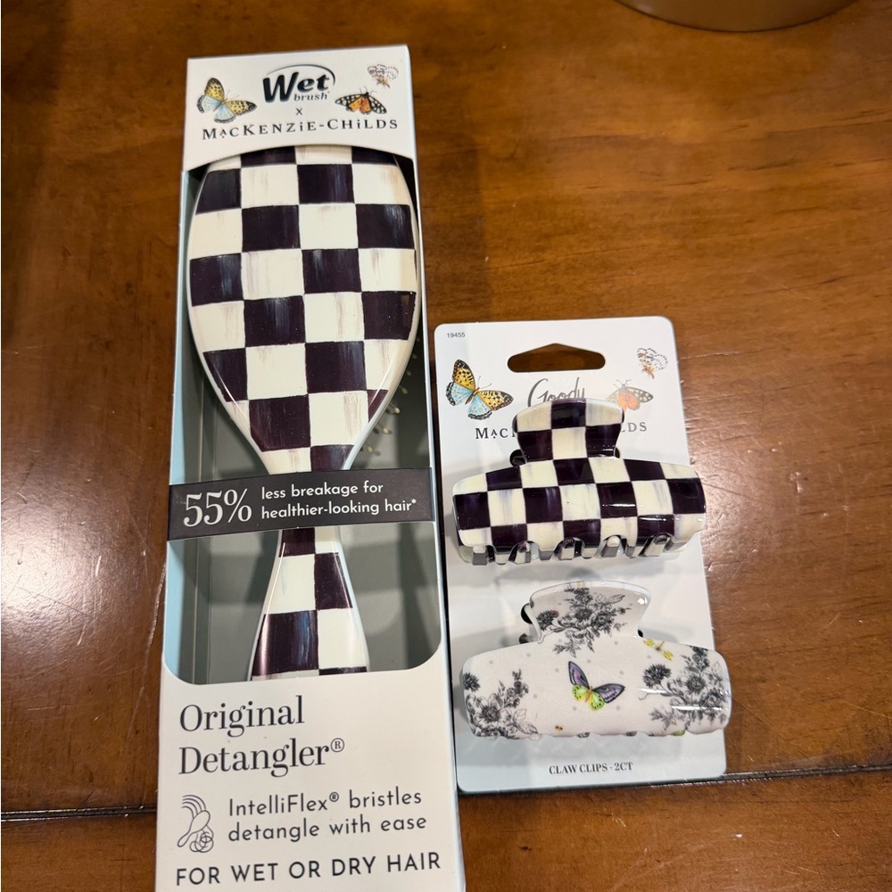 Wet Brush x Mackenzie-Childs Checkered Original Detangler Brush and clips NIB